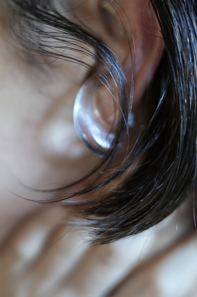 TRUE - 2 piece ear cuff crystal - Image 2